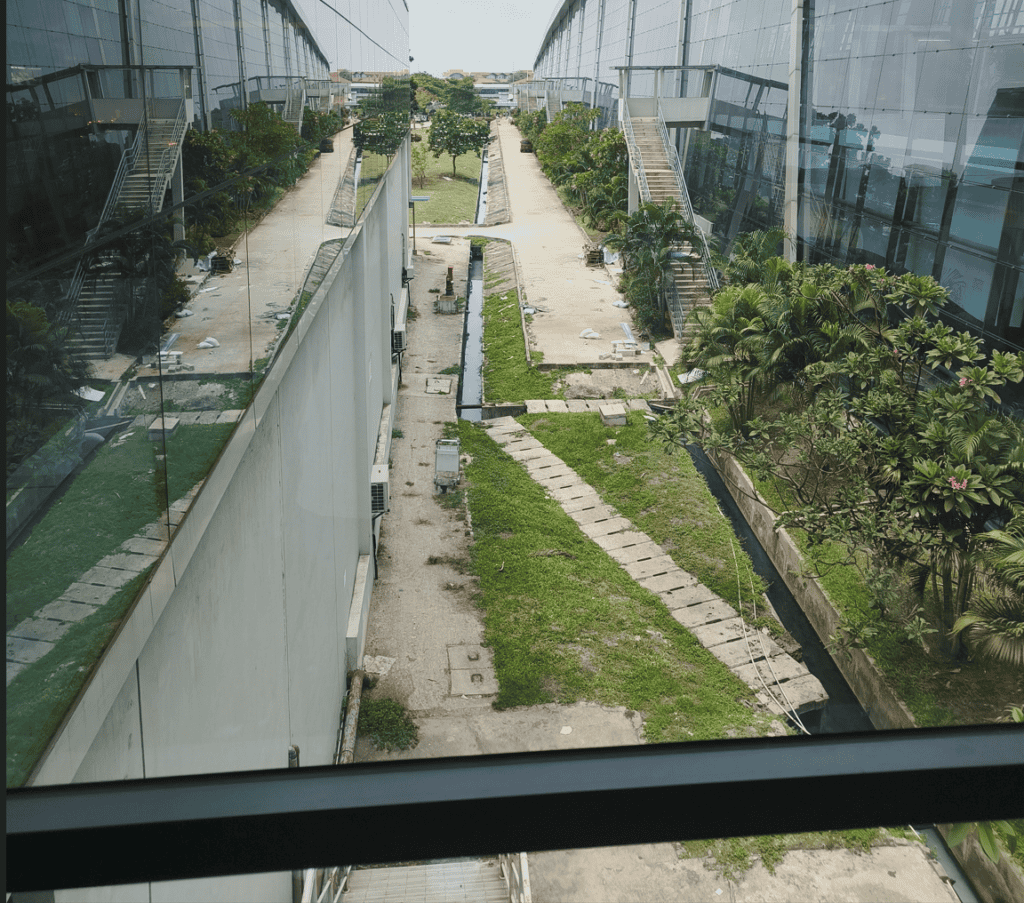 Saphire Plaza Premium Lounge Jakarta View